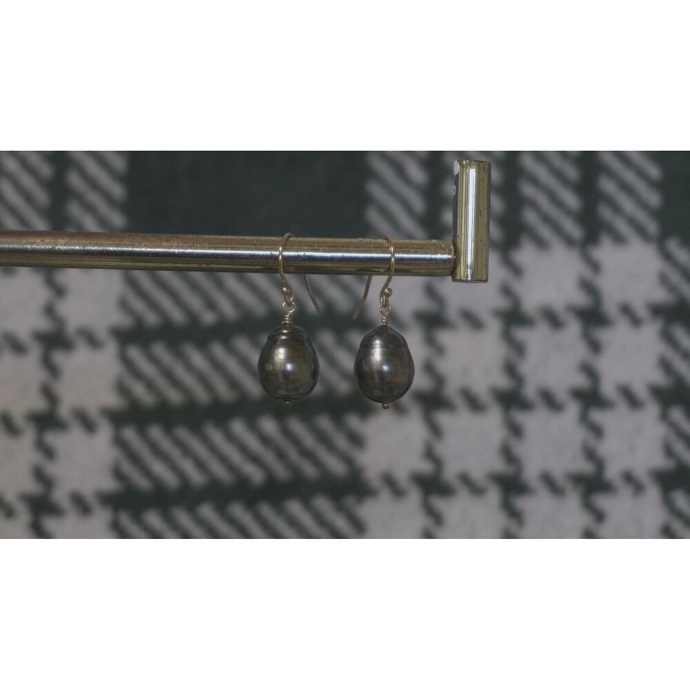 Tahitian Pearl Earrings